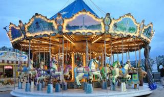 旋转木马唯美图片